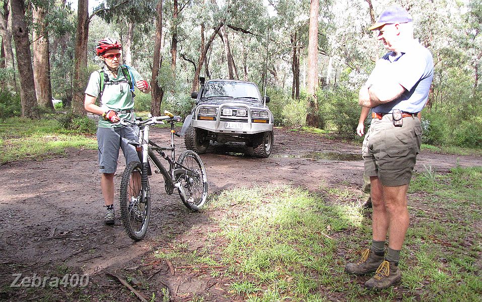 04-Heidi sets out on her MTB ride along the Avon River.JPG